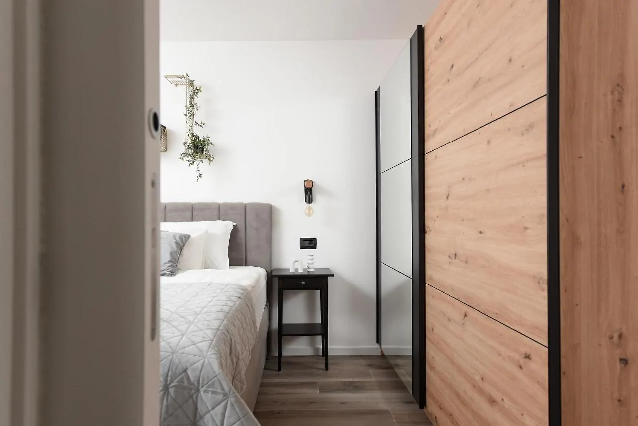 Aura Exclusive Apartment & Room Zara