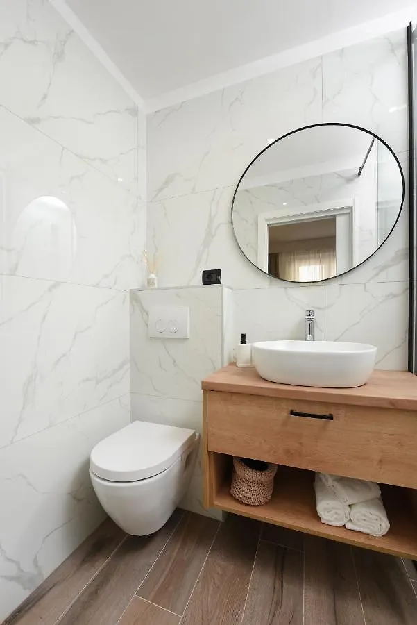 Aura Exclusive Apartment & Room Zadar
