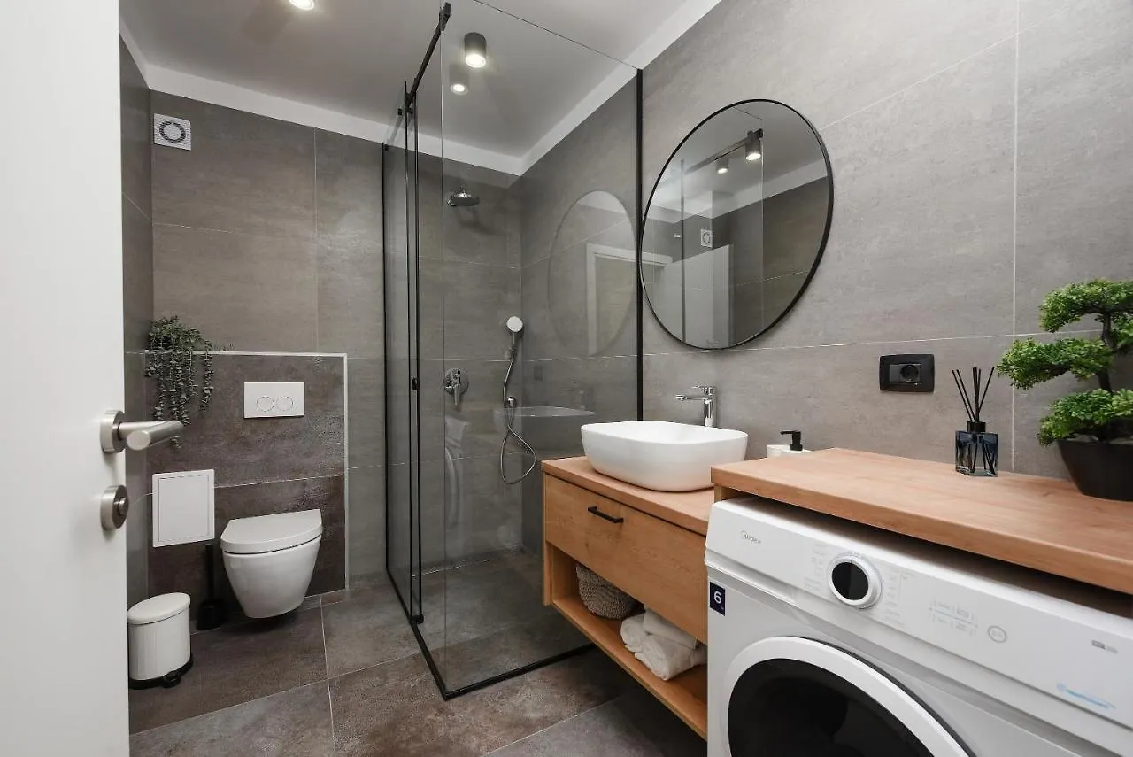 Aura Exclusive Apartment & Room Zara